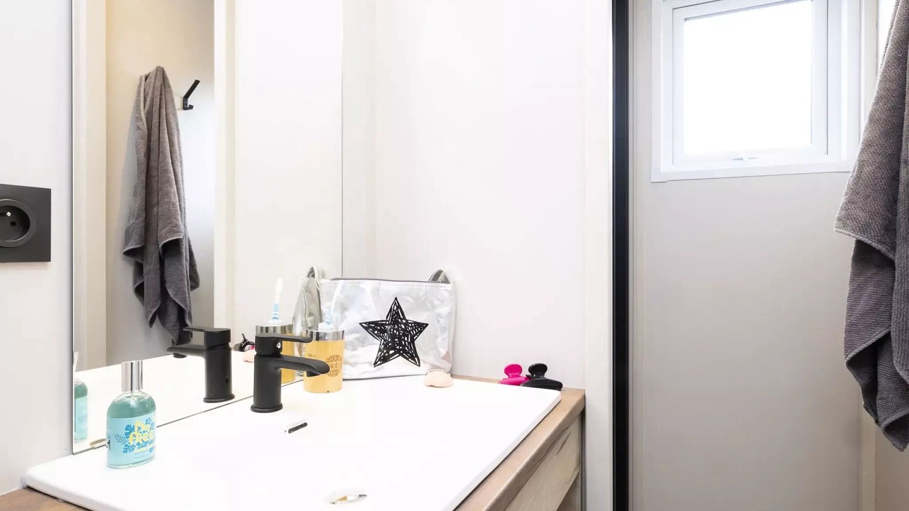 Photo of Bathroom in Fleurie