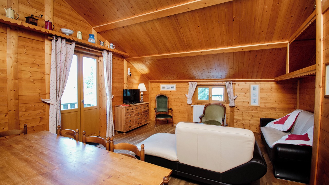 Photo of Livingroom in Les Hopitaux-Vieux