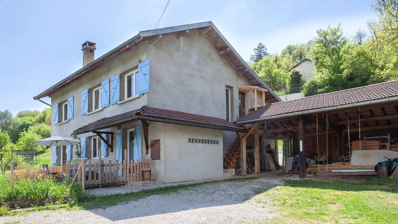 Photo of Outdoor in Vosbles-Valfin