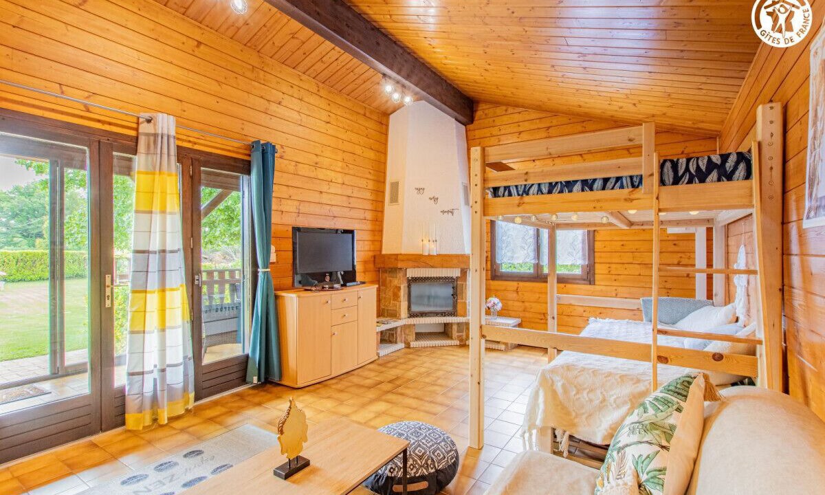 Photo of Bedroom in Toulon-sur-Arroux