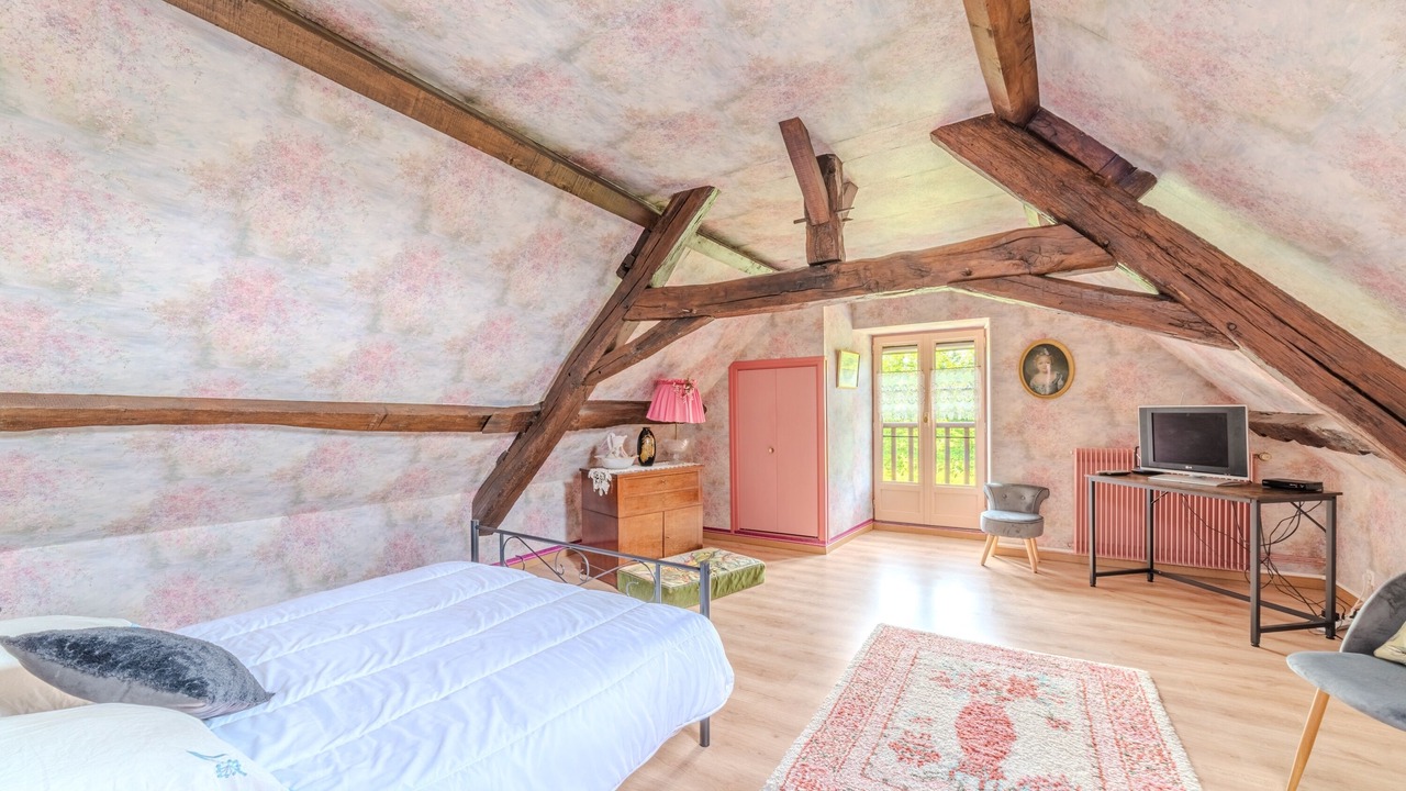 Photo of Bedroom in Gueugnon