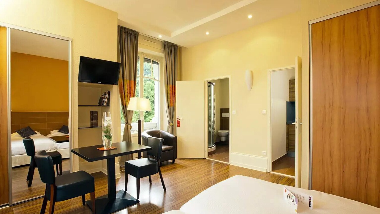 Photo of Bedroom in Luxeuil-les-Bains