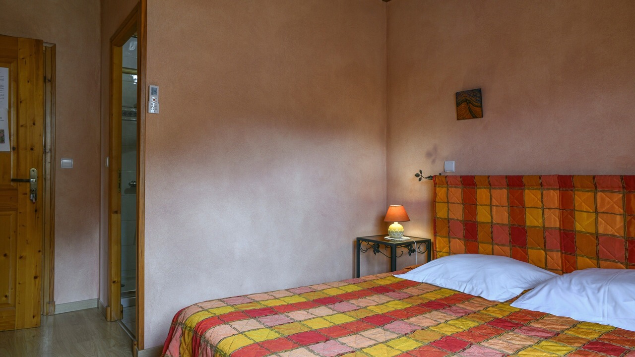 Photo of Bedroom in Yenne