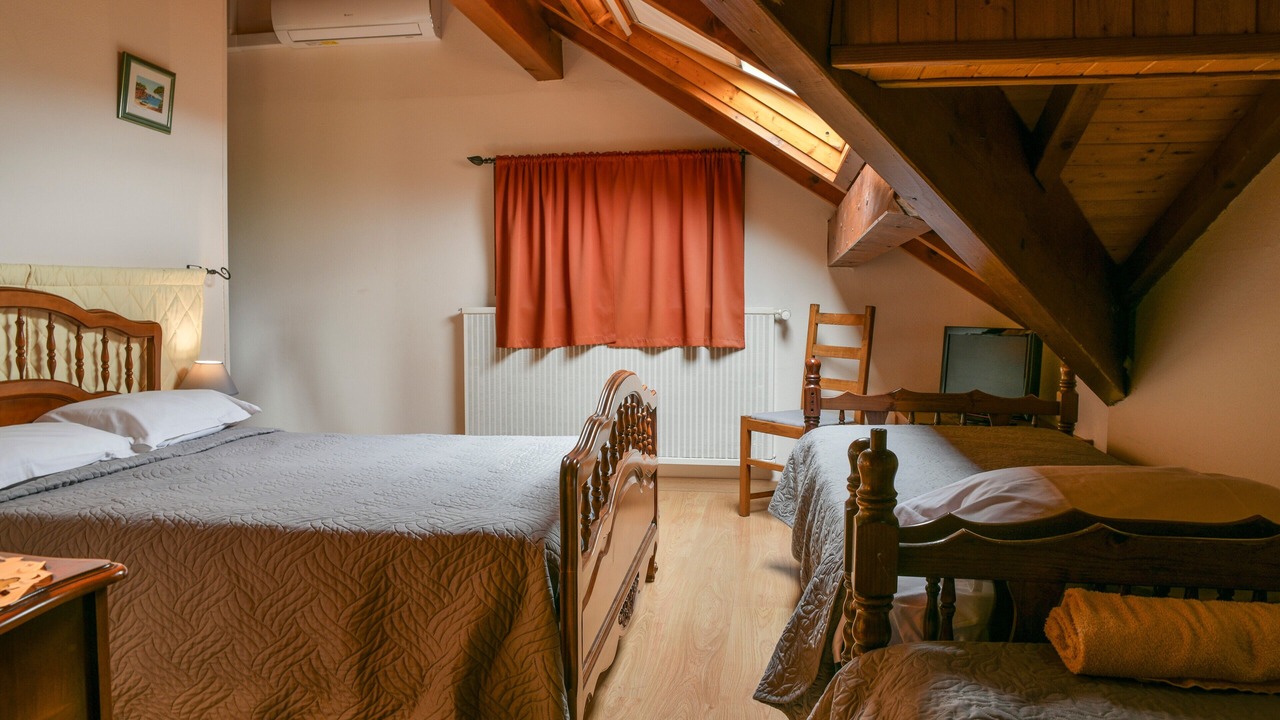 Photo of Bedroom in Yenne