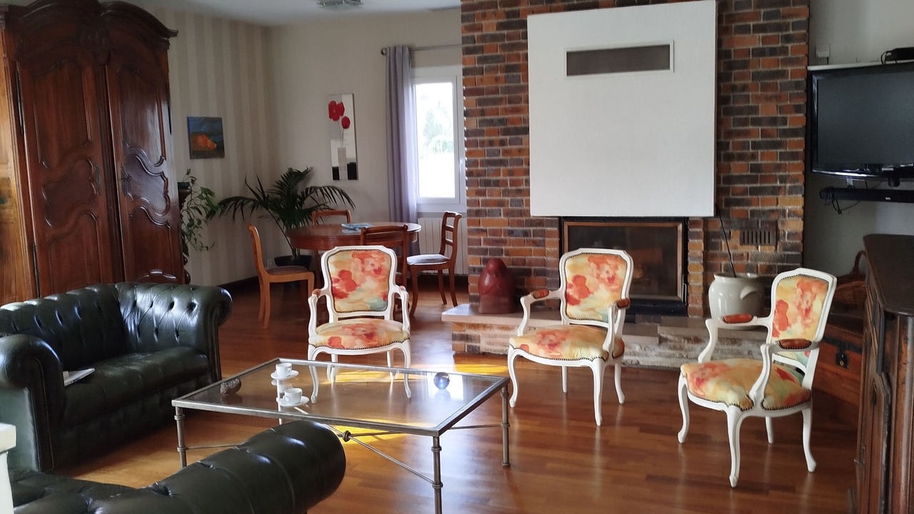 Photo of Livingroom in Julienas