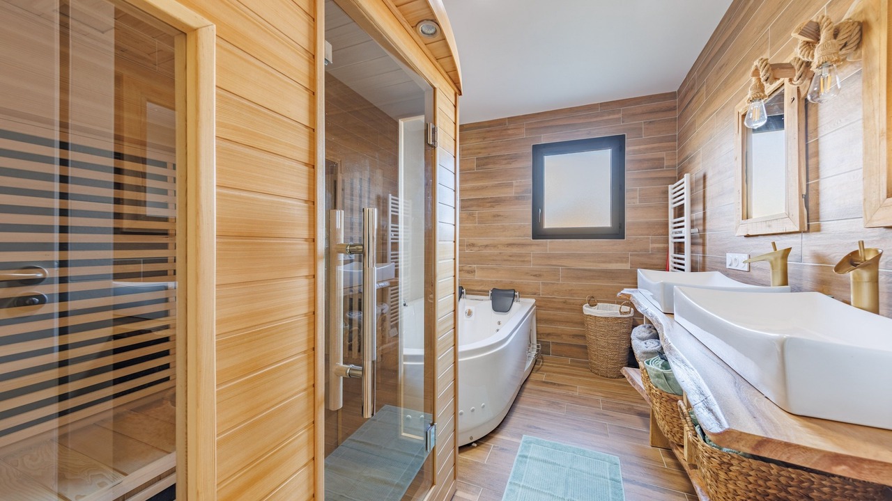 Photo of Bathroom in Chalinargues