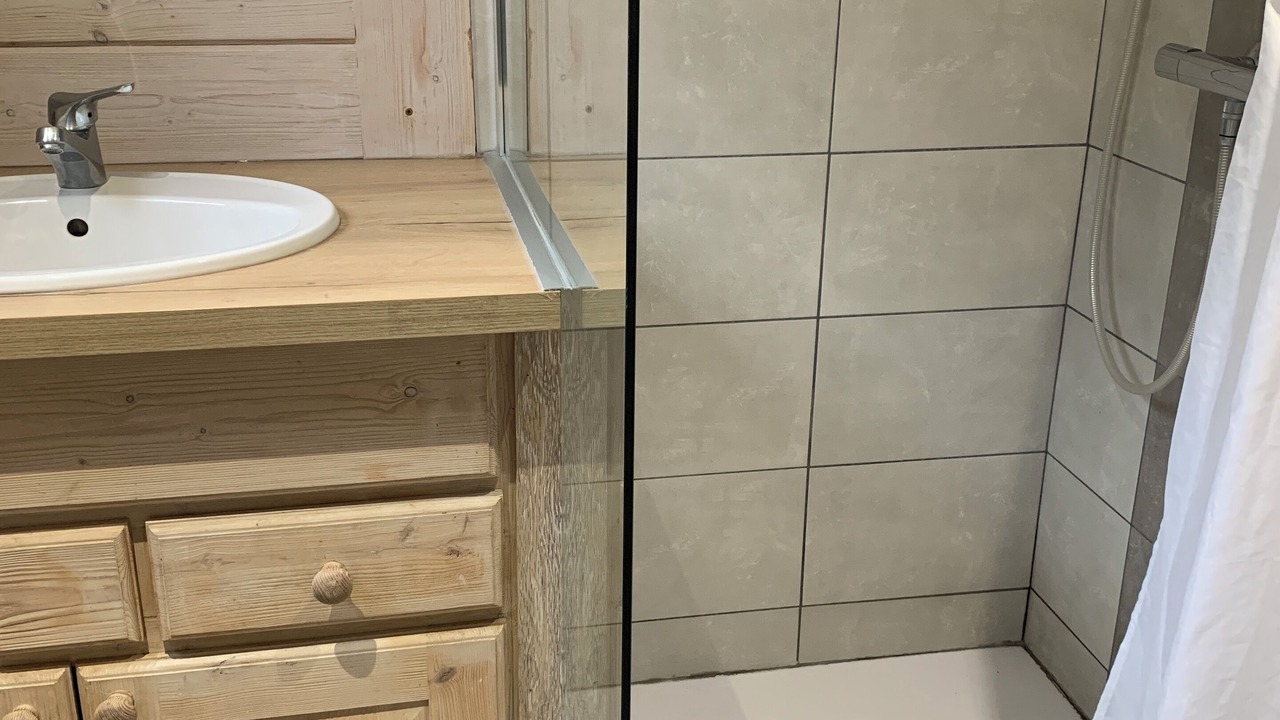 Photo of Bathroom in Nans-sous-Sainte-Anne