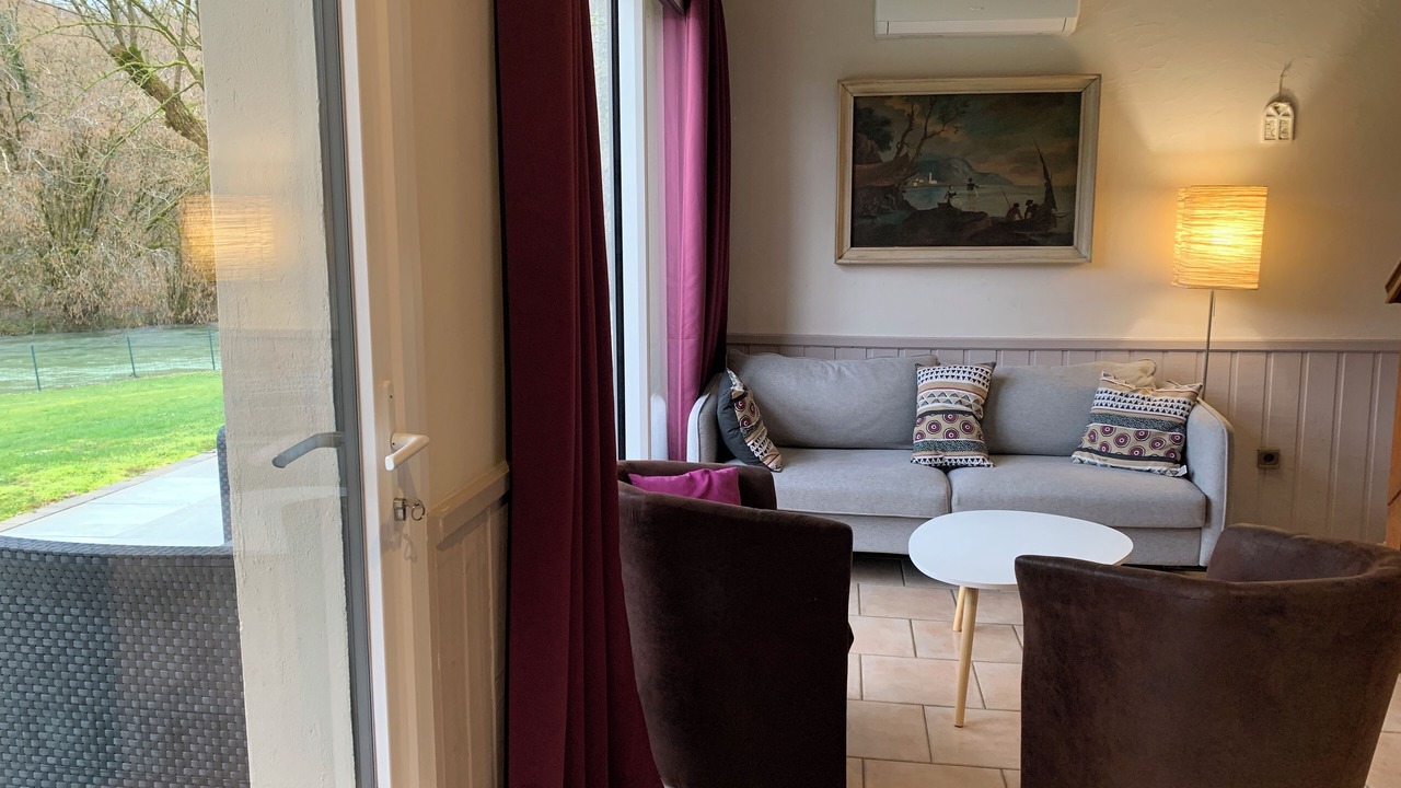 Photo of Livingroom in Nans-sous-Sainte-Anne