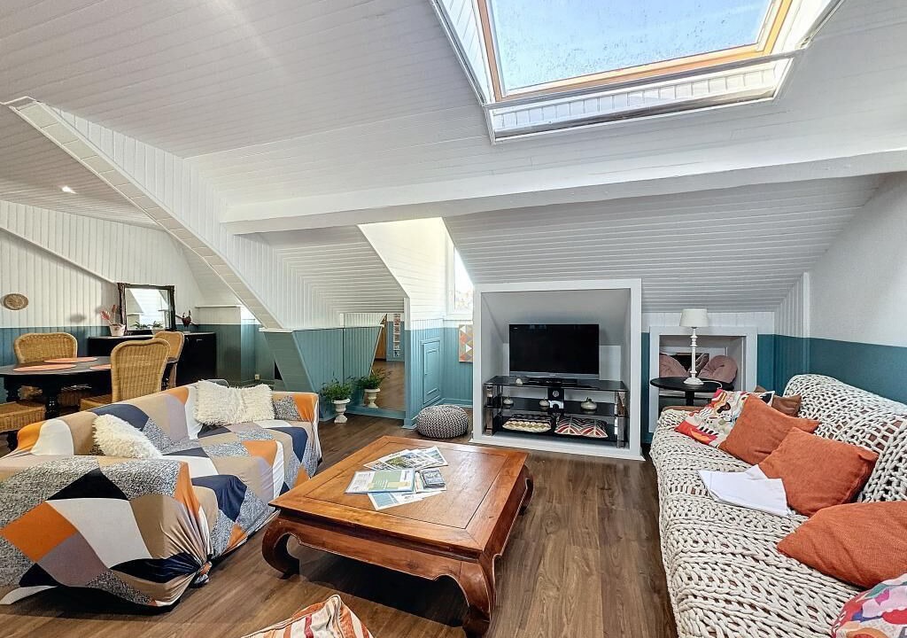 Photo of Livingroom in Creuzier-le-Vieux