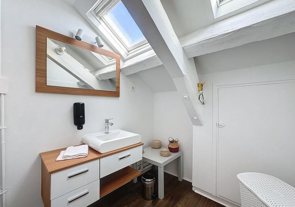 Photo of Bathroom in Creuzier-le-Vieux