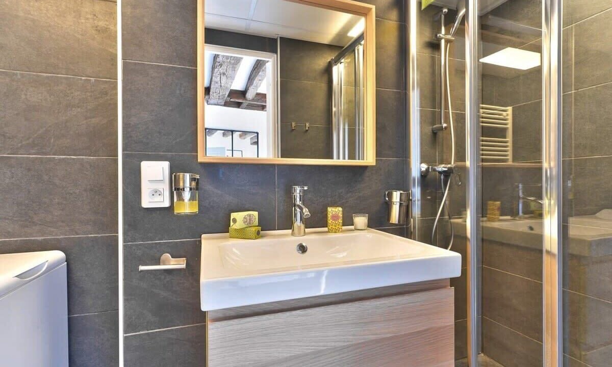 Photo of Bathroom in Quartier de la Porte-Saint-Denis