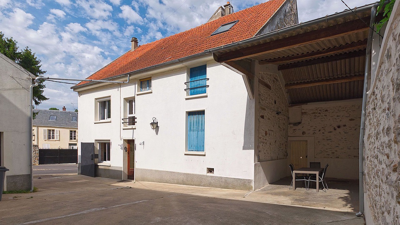 Photo of Outdoor in La Ville-du-Bois