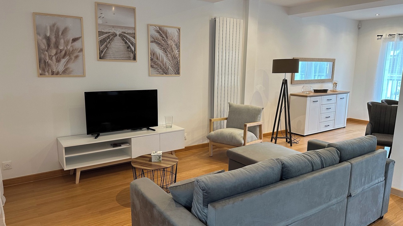Photo of Livingroom in Antony
