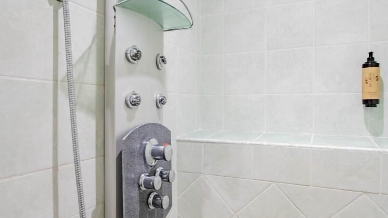 Photo of Bathroom in Sornay