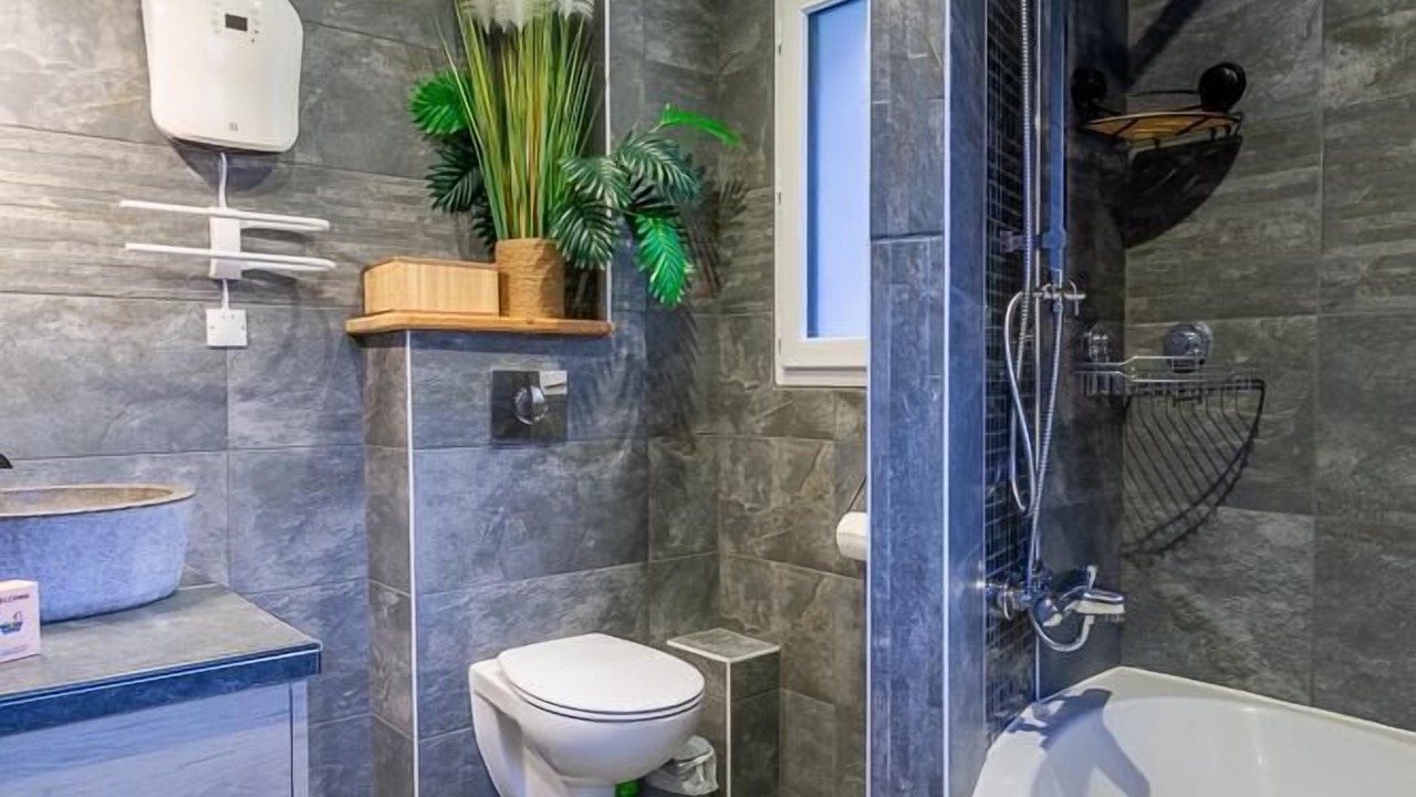 Photo of Bathroom in Cevins