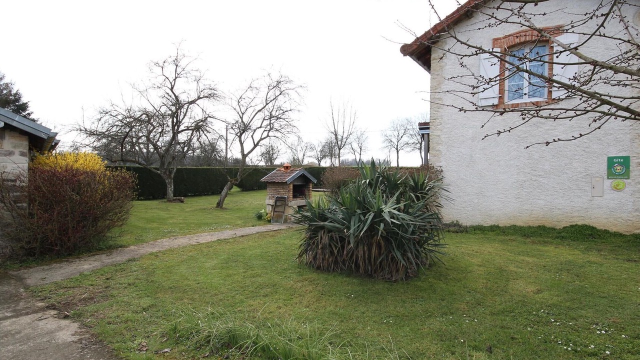 Photo of Outdoor in La Roche-Morey