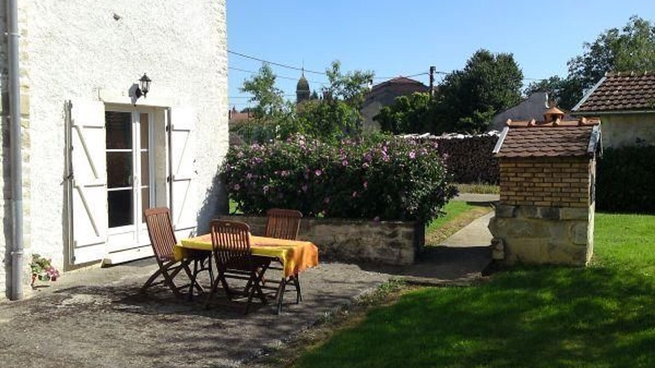 Photo of Outdoor in La Roche-Morey