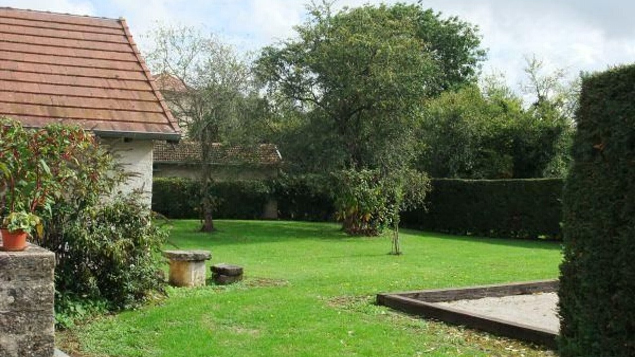 Photo of Outdoor in La Roche-Morey