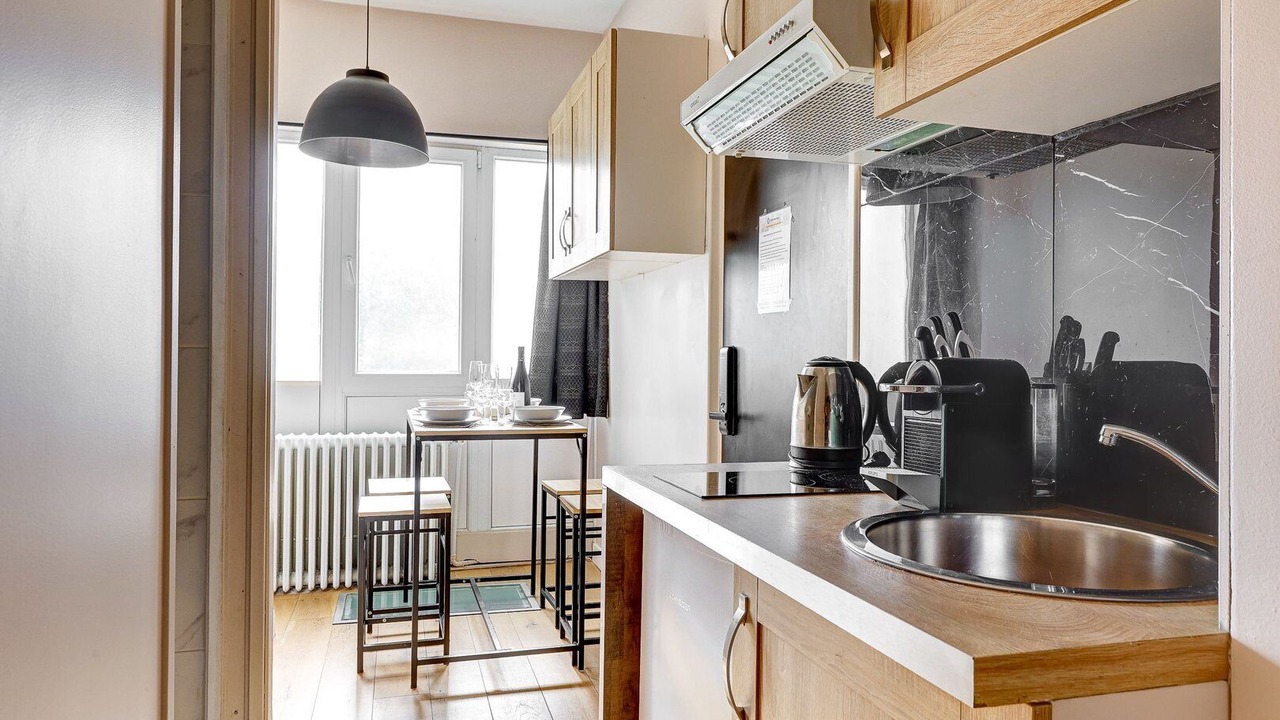 Photo of Kitchen in Combat