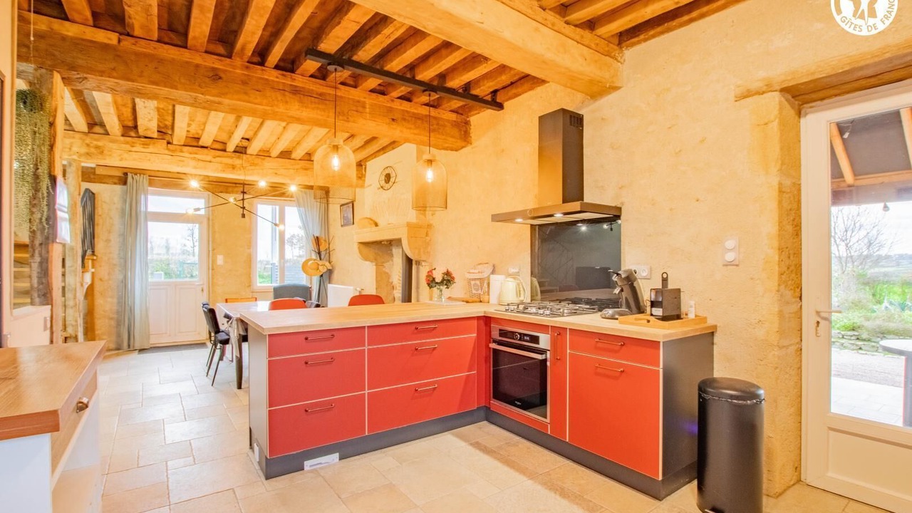 Photo of Kitchen in Saint-Aubin-en-Charollais