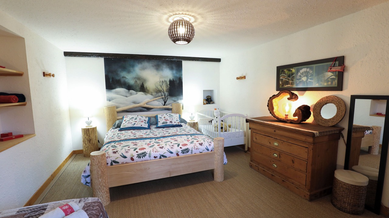 Photo of Bedroom in Prenovel