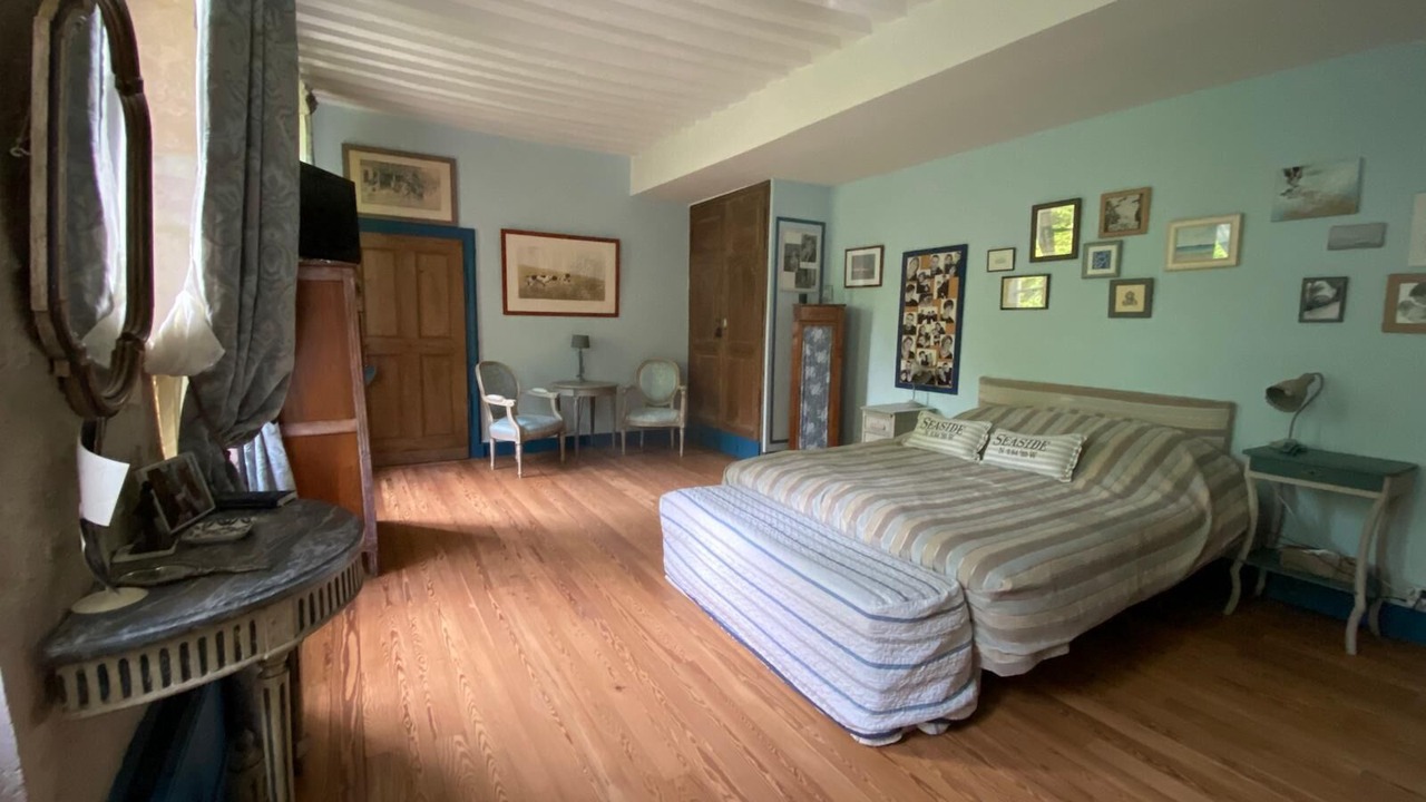 Photo of Bedroom in Cuisery