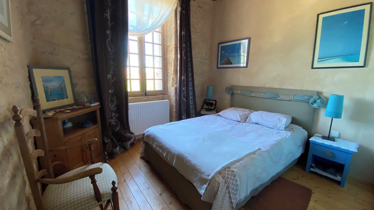 Photo of Bedroom in Cuisery