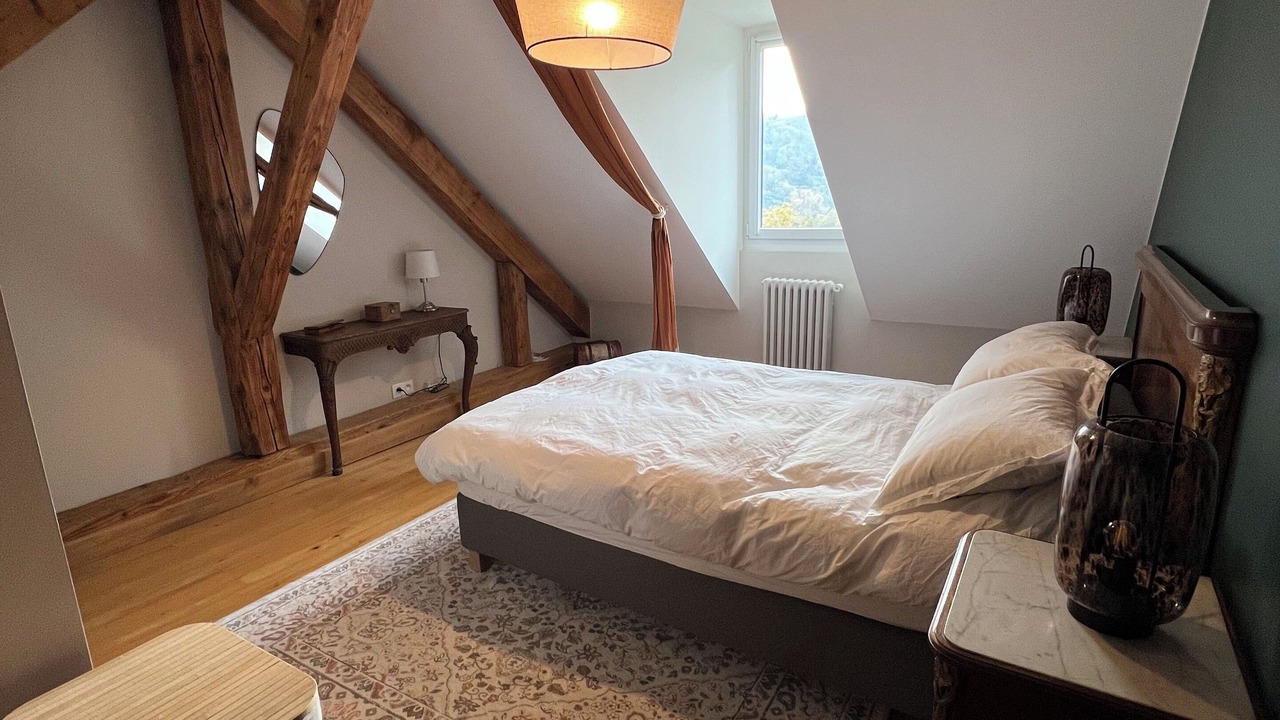 Photo of Bedroom in Besancon Old Town