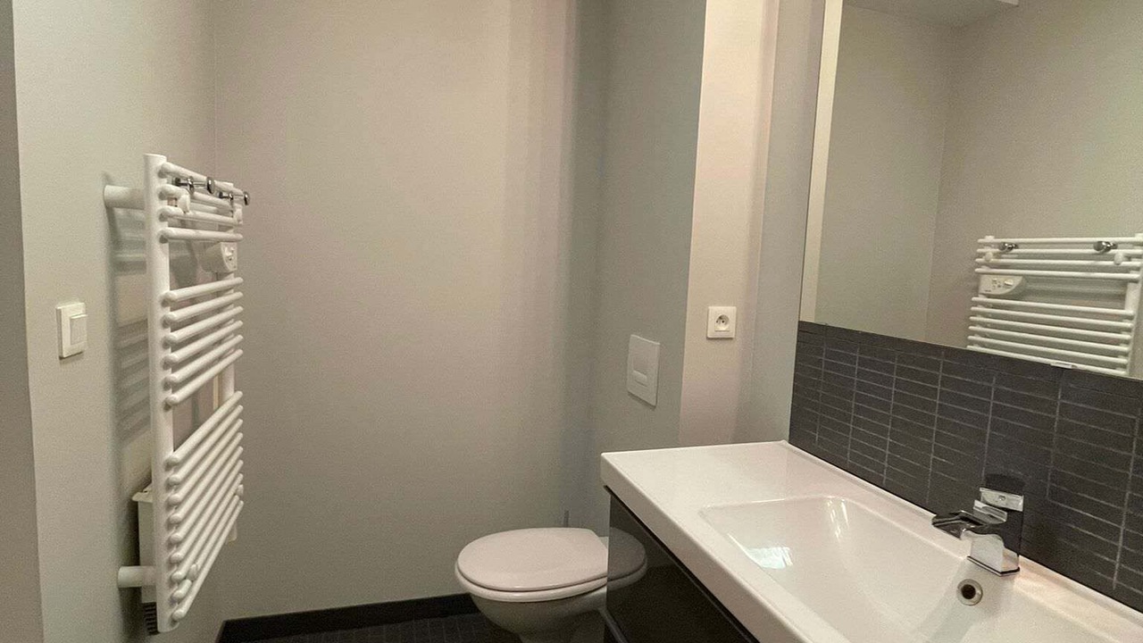 Photo of Bathroom in Besancon Old Town