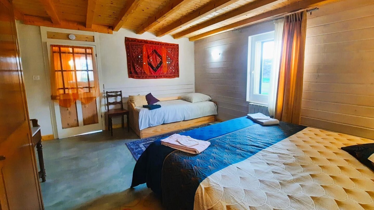 Photo of Bedroom in Mouthier-en-Bresse