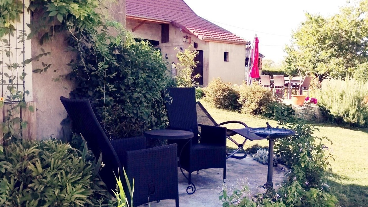 Photo of Patio Balcony in Mouthier-en-Bresse