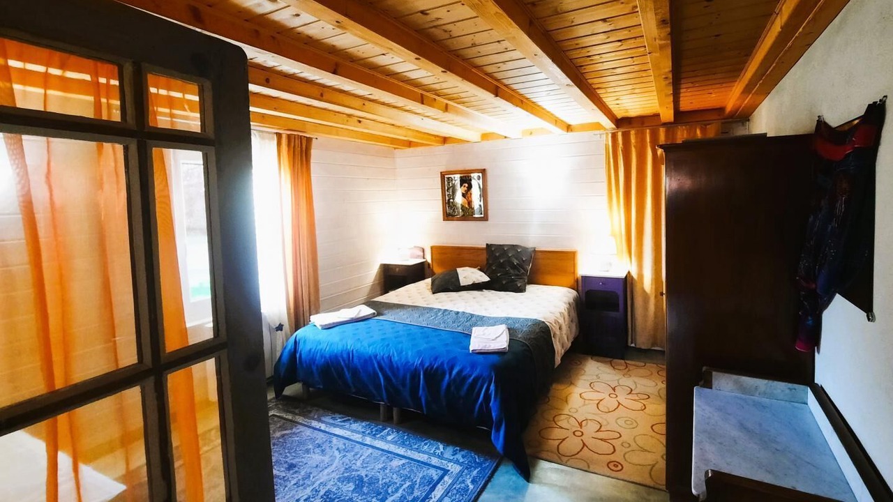 Photo of Bedroom in Mouthier-en-Bresse