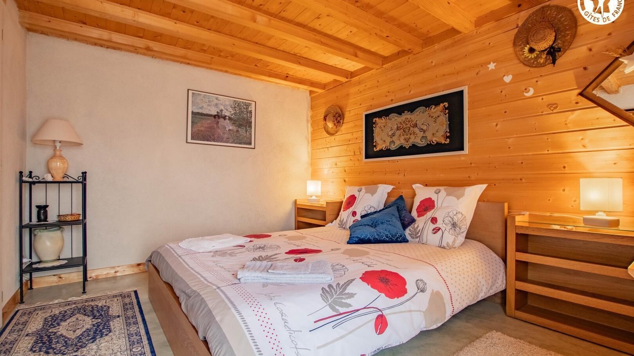 Photo of Bedroom in Mouthier-en-Bresse