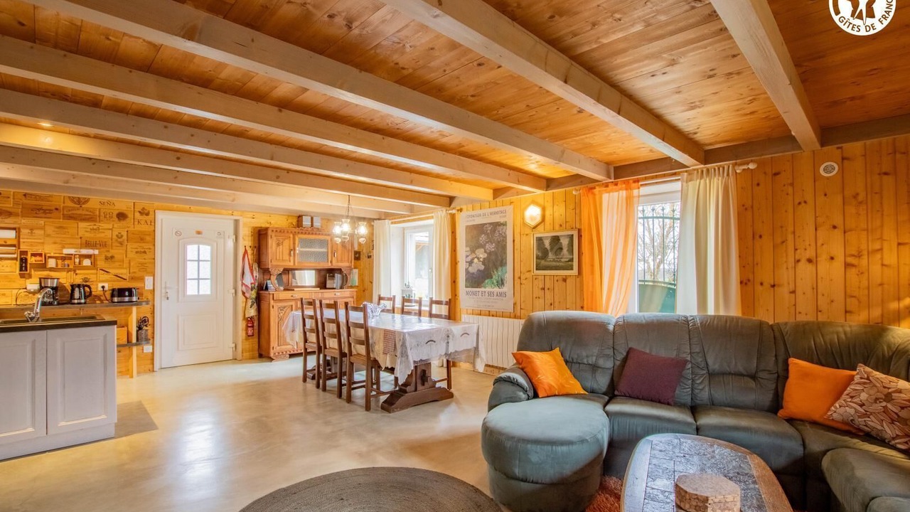 Photo of Livingroom in Mouthier-en-Bresse