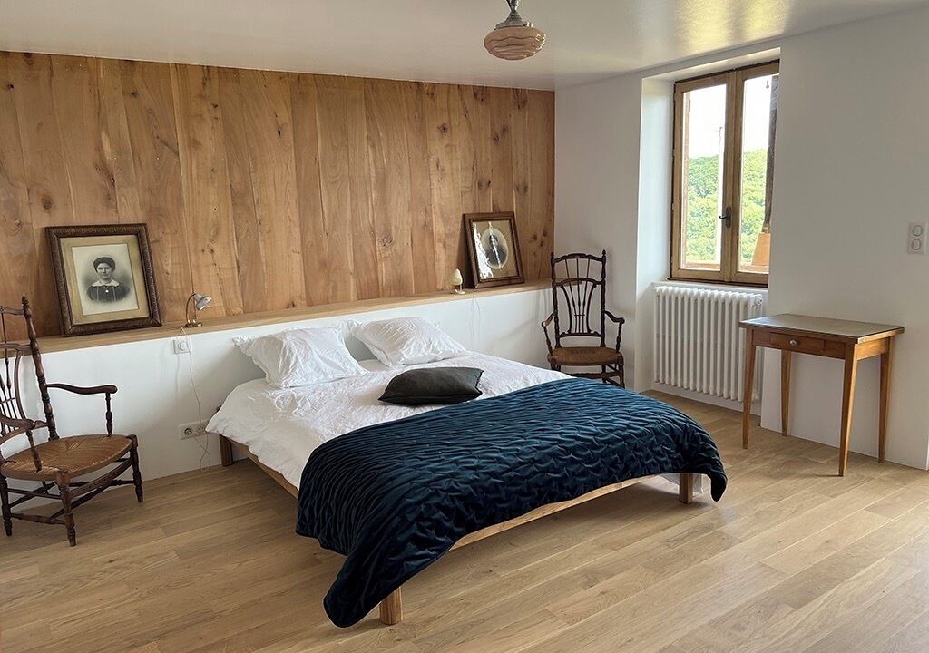 Photo of Bedroom in Saint-Gengoux-de-Scisse
