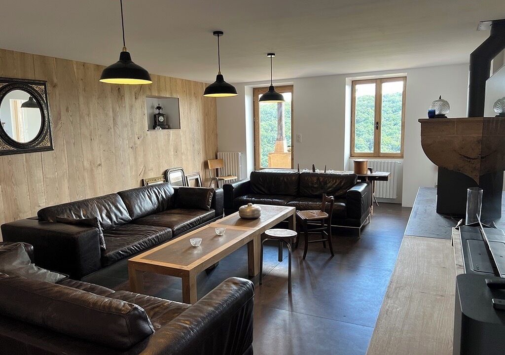 Photo of Livingroom in Saint-Gengoux-de-Scisse