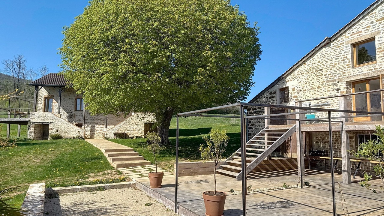 Photo of Outdoor in Saint-Gengoux-de-Scisse