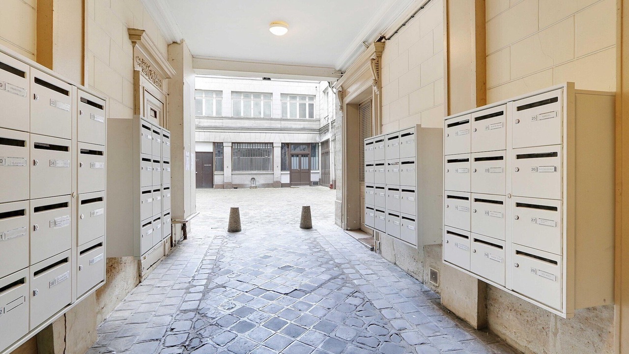 Photo of Others in Quartier de la Porte-Saint-Denis