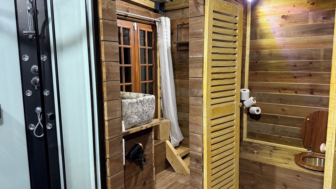 Photo of Bathroom in Contigny