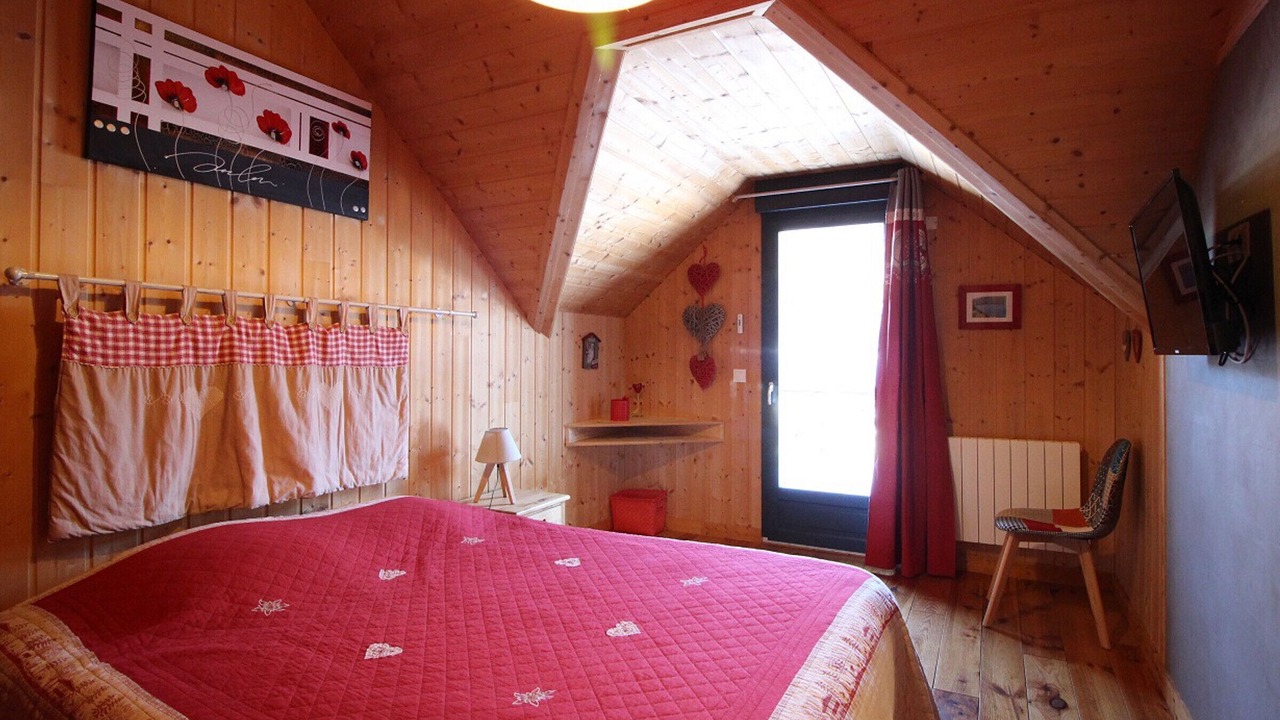 Photo of Bedroom in Mont-Dore