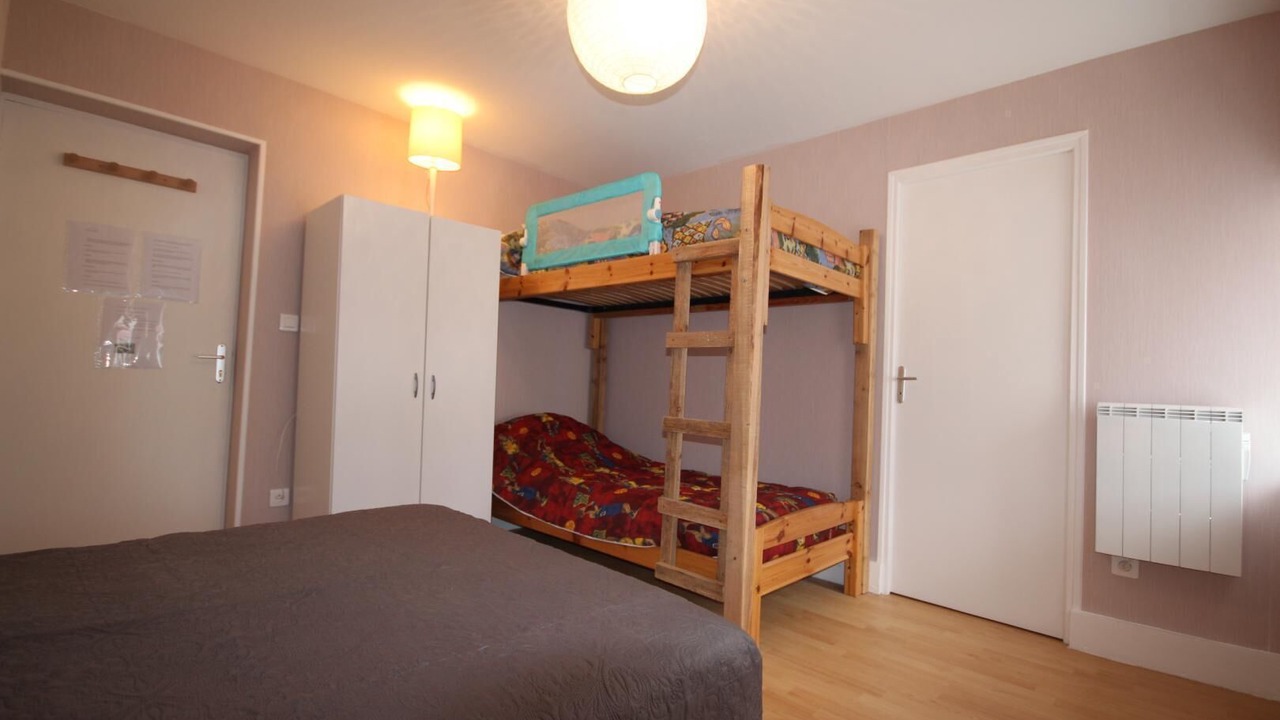 Photo of Bedroom in Anost
