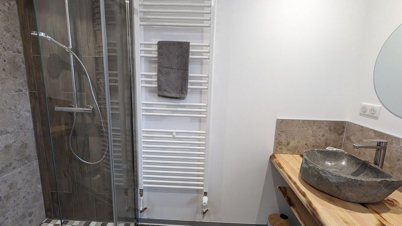 Photo of Bathroom in Chaumousey