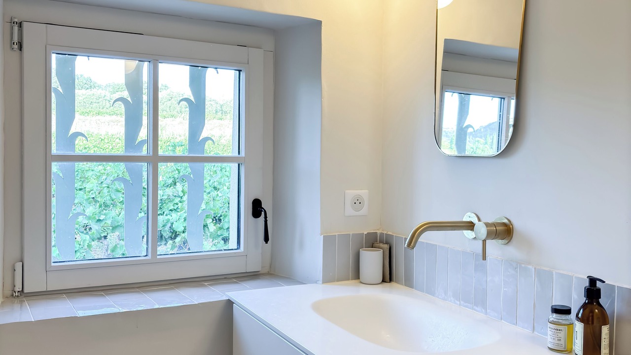 Photo of Bathroom in Saint-Hippolyte-le-Graveyron