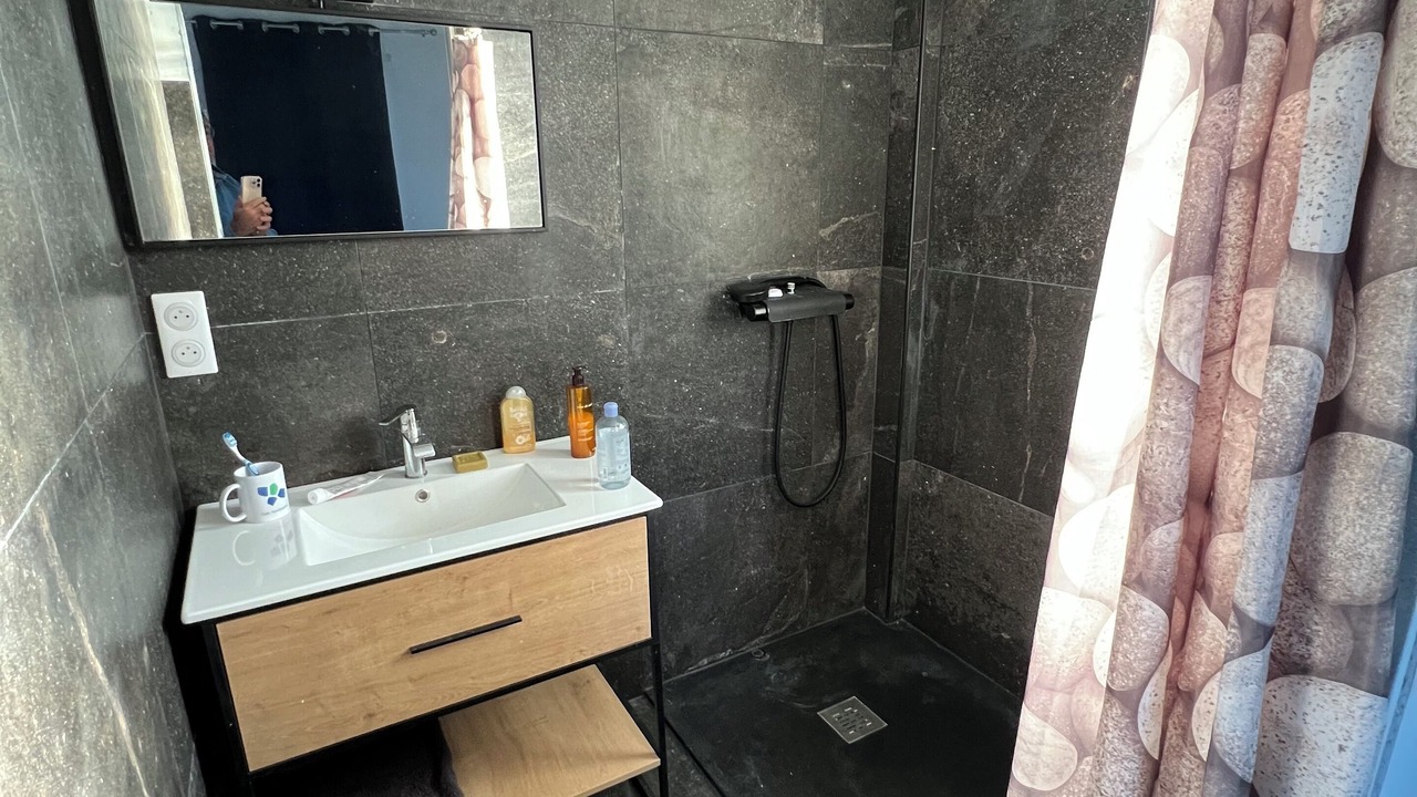 Photo of Bathroom in Toulouse South-East