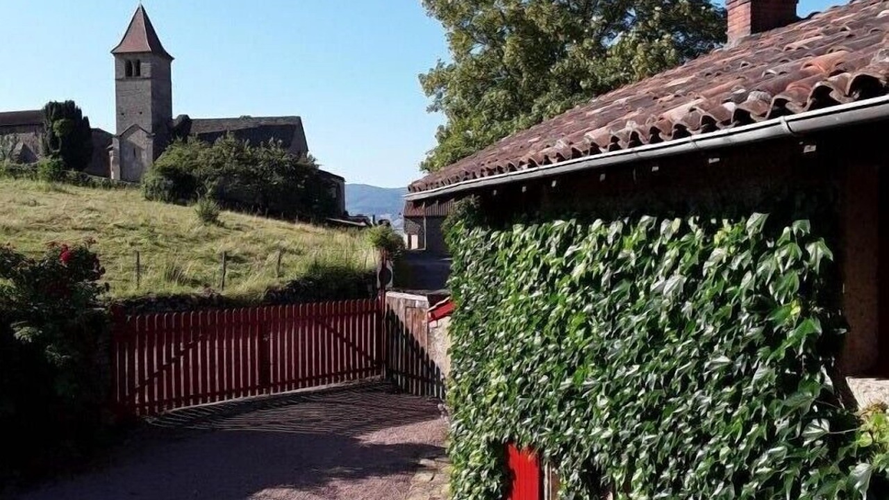 Photo of Patio Balcony in Jalogny