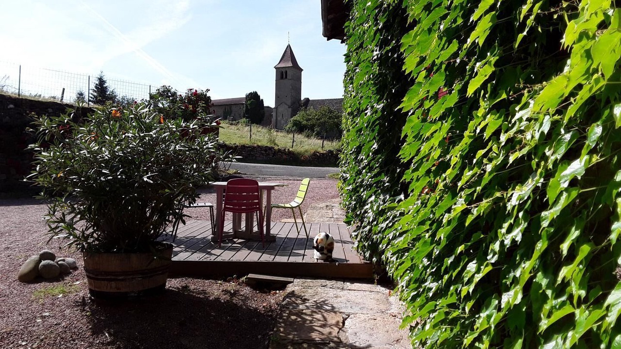 Photo of Outdoor in Jalogny
