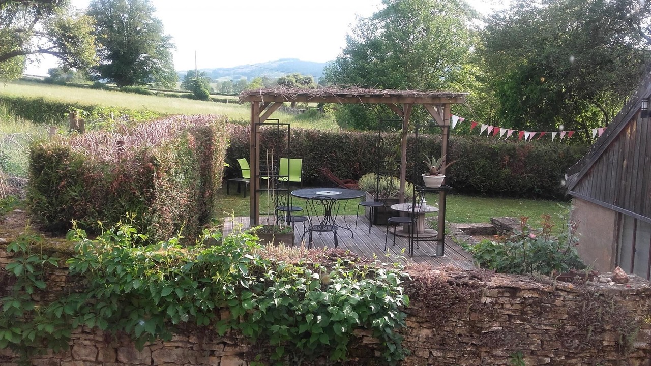 Photo of Outdoor in Genouilly