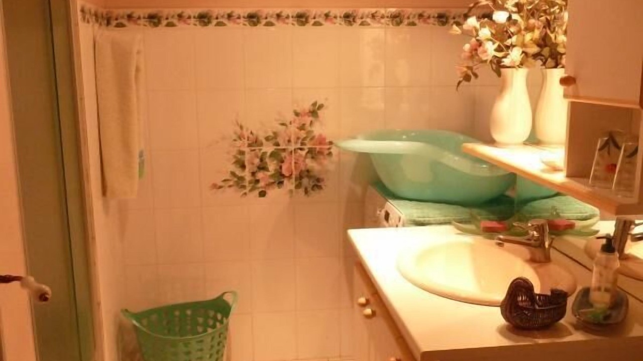 Photo of Bathroom in Fley