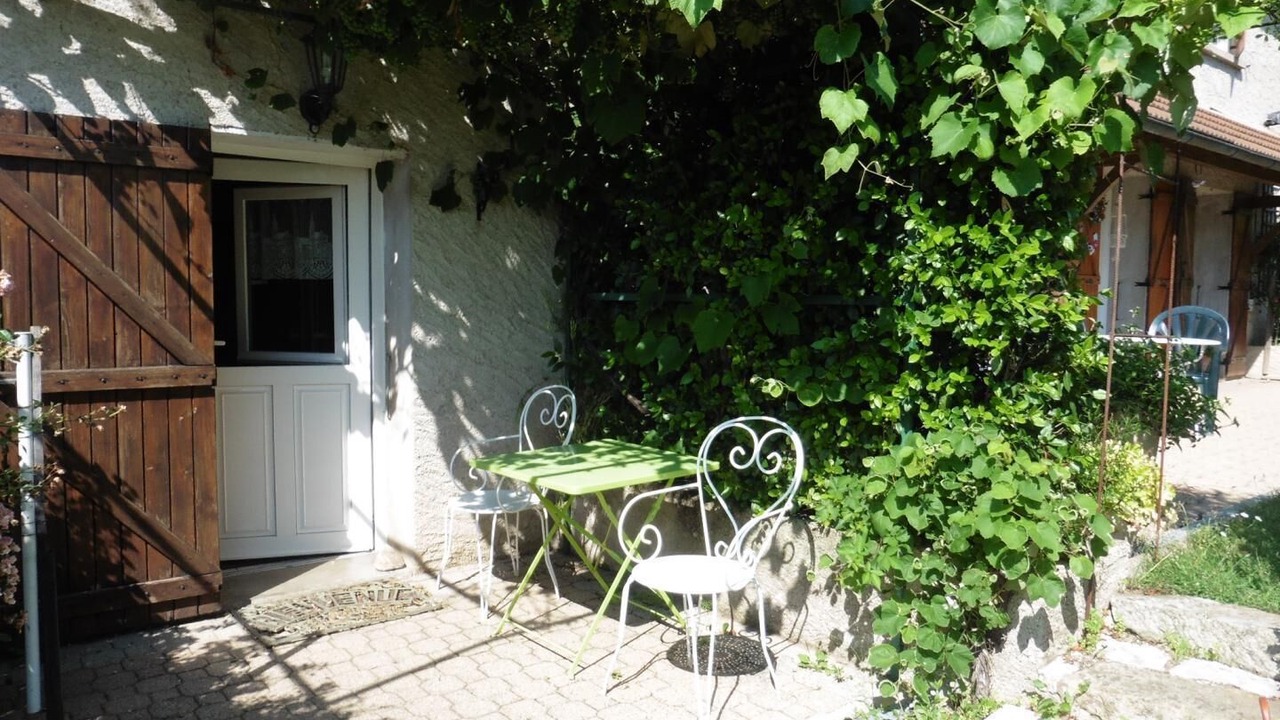 Photo of Patio Balcony in Villeneuve-en-Montagne