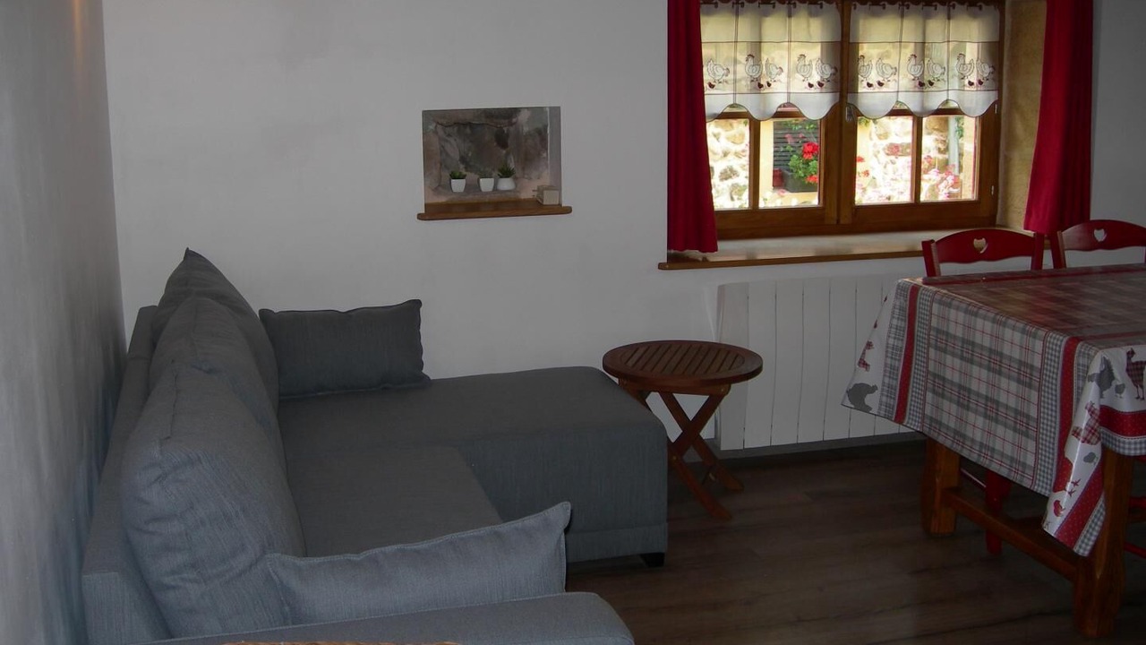 Photo of Livingroom in Colombier-en-Brionnais